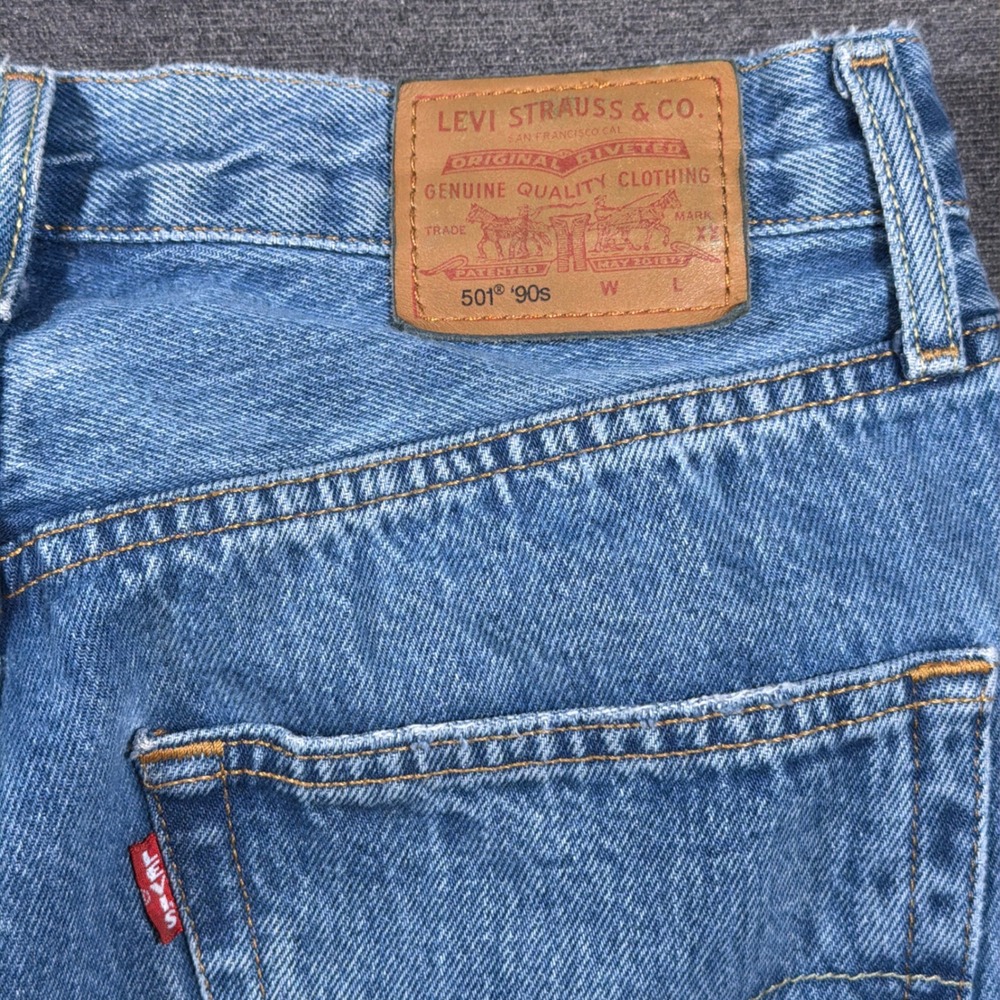 Levi's 501 90s Jeans Women 26x30 Blue Premium Button Fly Straight Leg Denim Mom - Picture 5 of 11